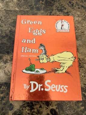 Green Eggs and Ham by Dr. Seuss shiny orange cover  (Special Edition Beginner Bo